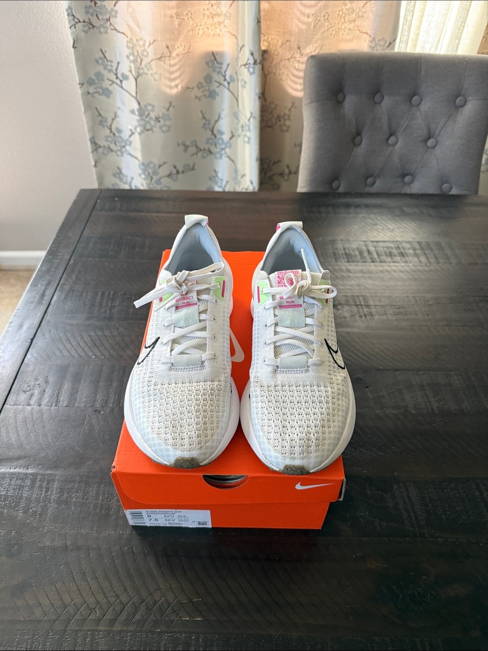 Nike women’s White Sneakers with Pastel Pink and Green Accents